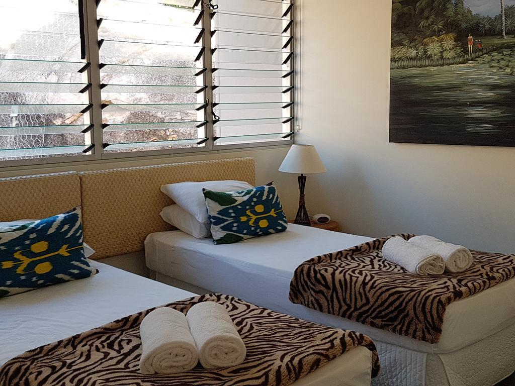 Penthouse On Bright Point Apartment Nelly Bay Bagian luar foto