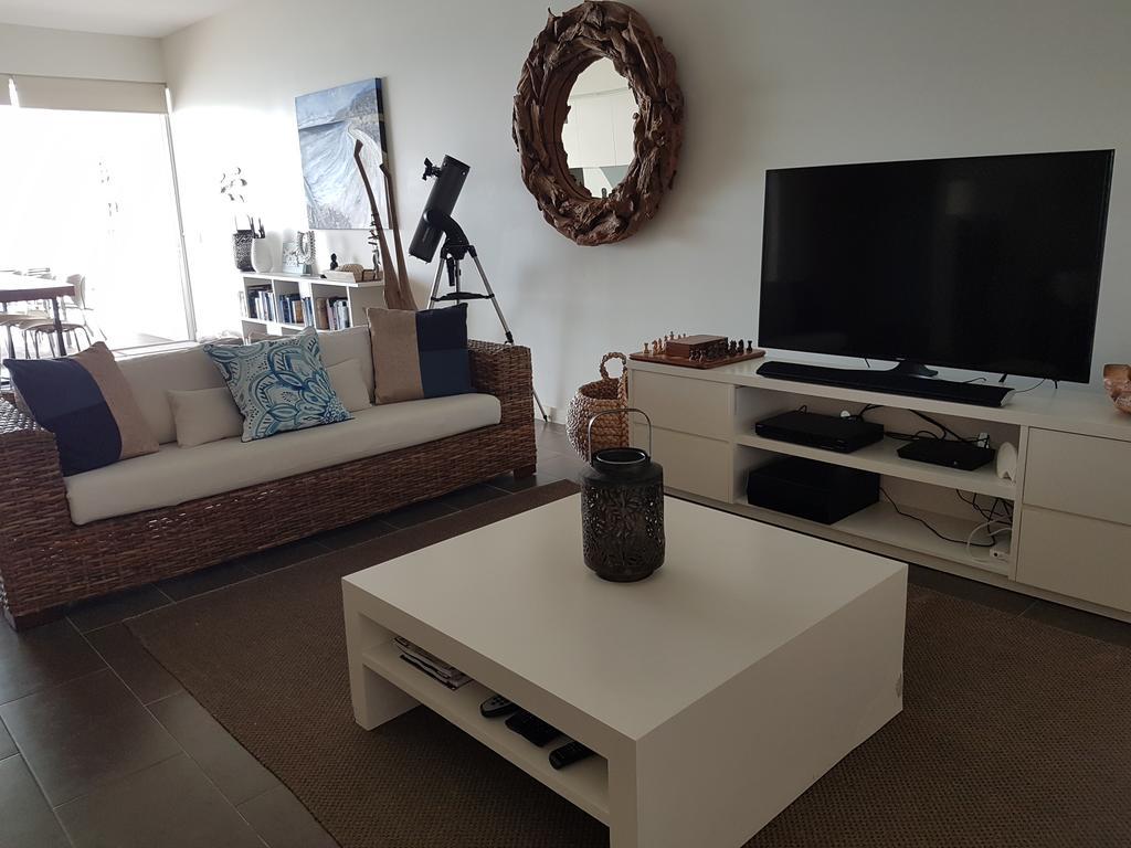 Penthouse On Bright Point Apartment Nelly Bay Bagian luar foto